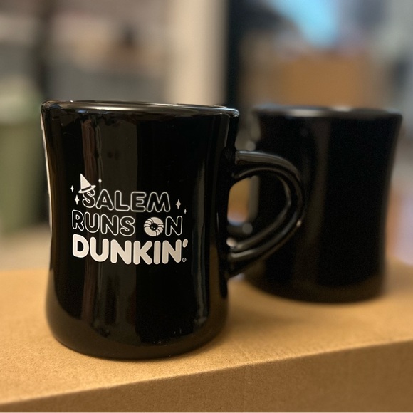 Dunkin’ Donuts Set of Two Coffee Mugs - Picture 2 of 3